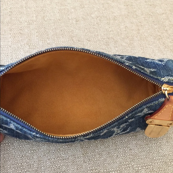 Louis Vuitton Denim Pochette Case - Picture 13 of 15
